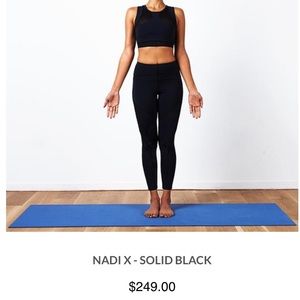 NWOT Wearable X Nadi X Black Yoga Pants + Pulse- S